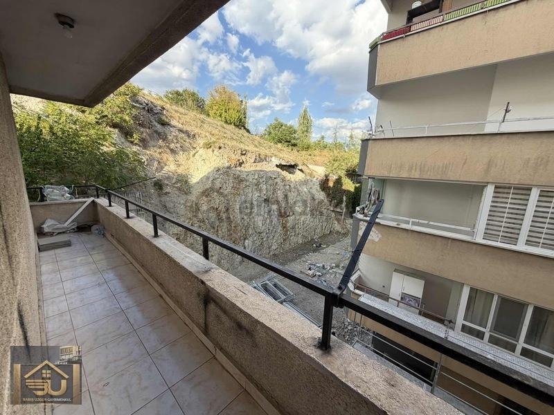 Plevne Caddesi Üzerinde 2.katta 2+1 Kiralık Daire - 12