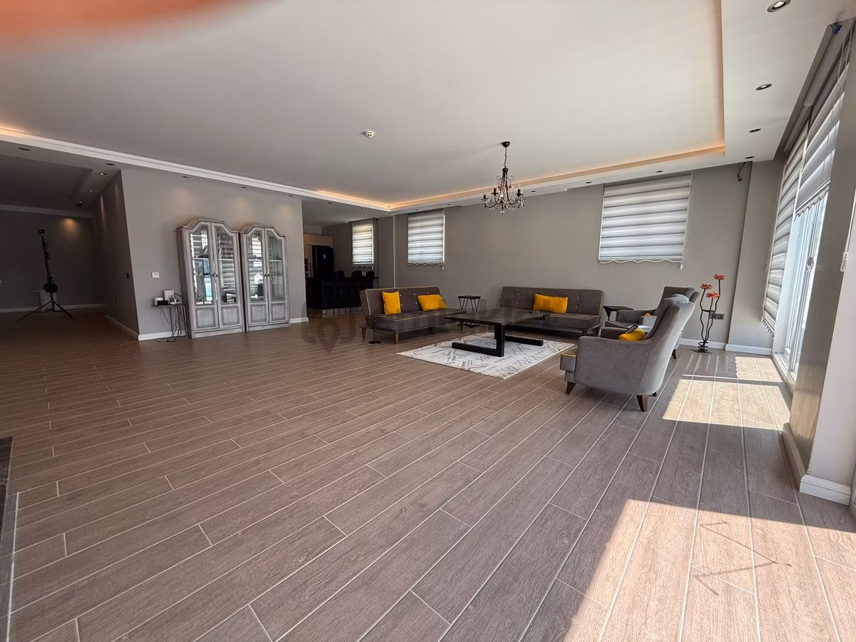 Gölbaşı Bahçelievler De 5+1 Havuzlu Müstakil Villa - 11