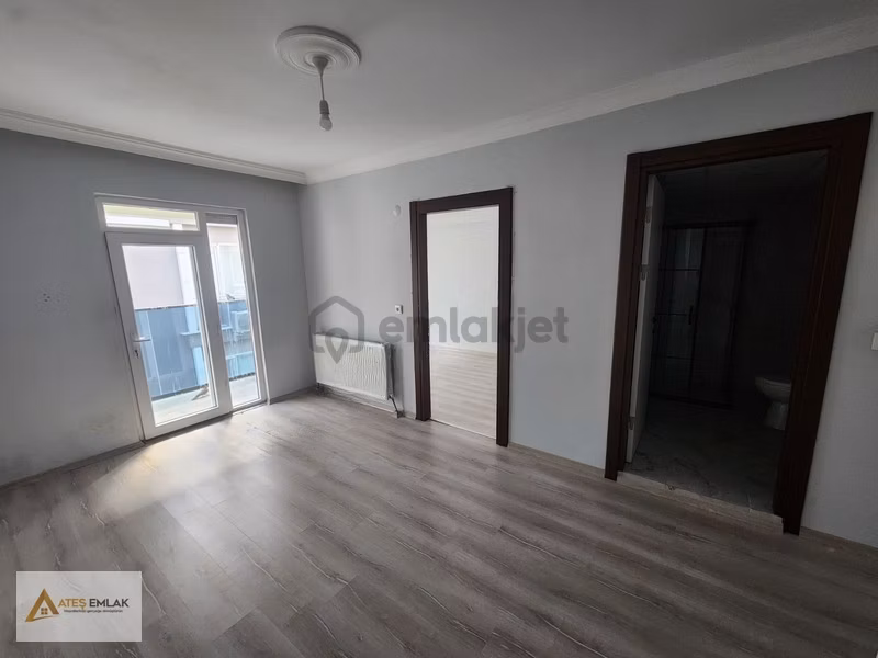 Edirne Merkez Ayşekadın'da Kiralık 1+1 Daire - 10