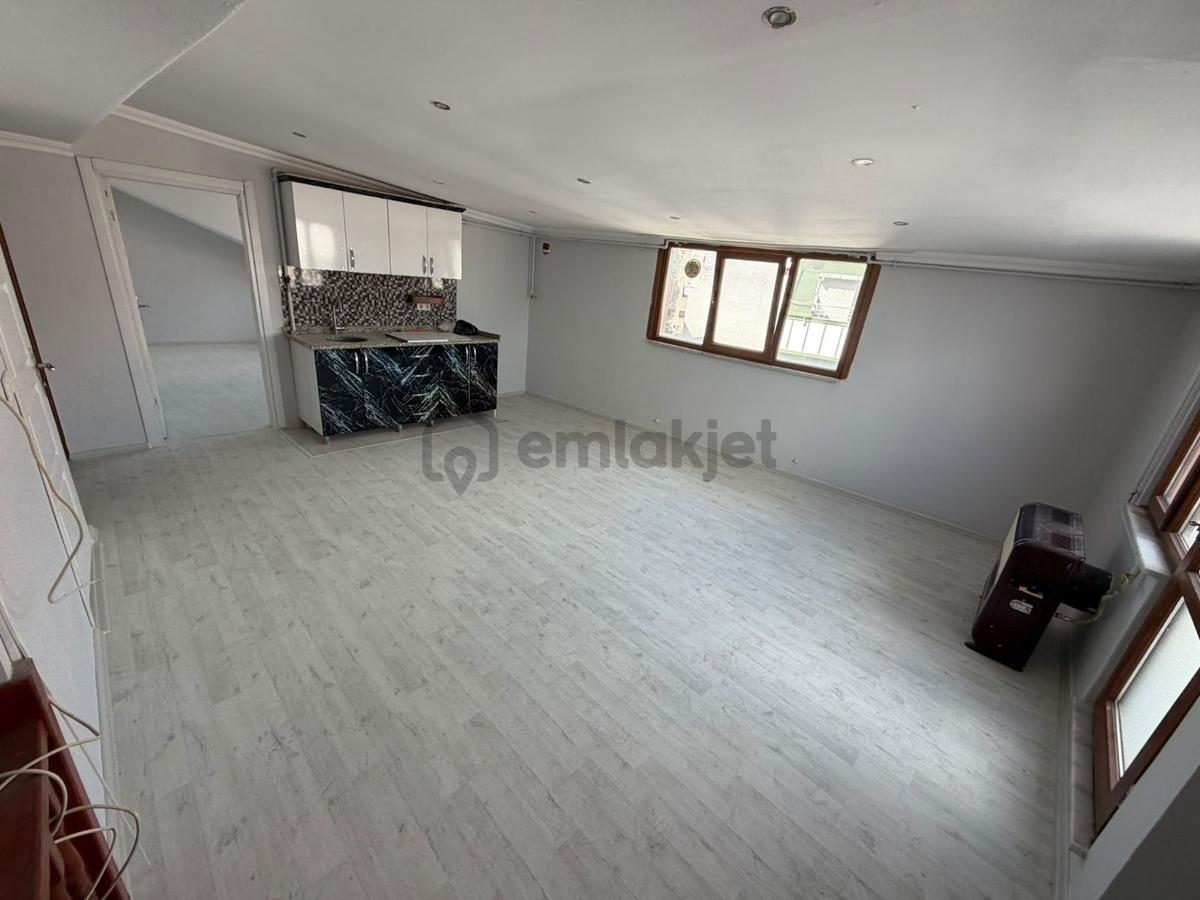 Arnavutköy Merkezde Metronun Dibinde 4+1 Dubleks - 10