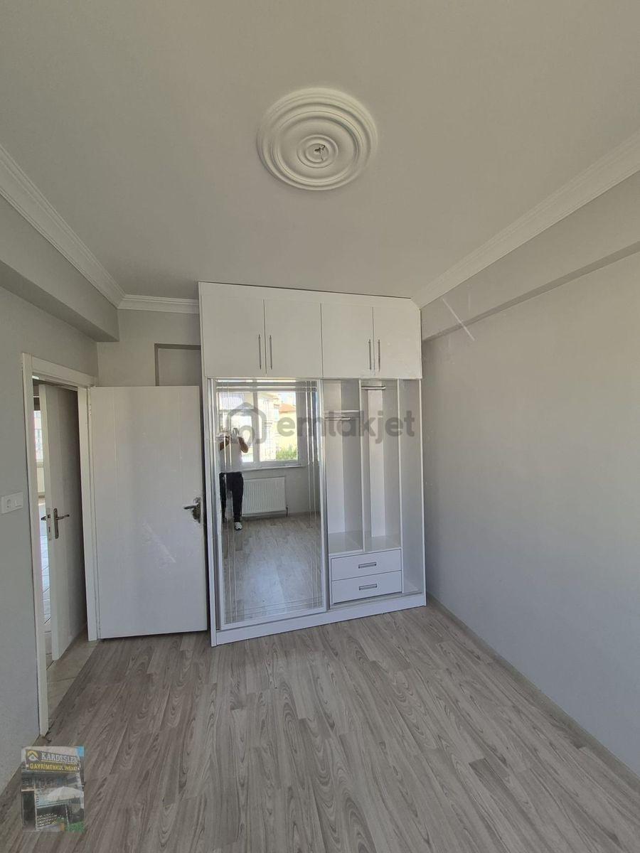 Konya Karatay Satılık 3+1 Arakat Daire