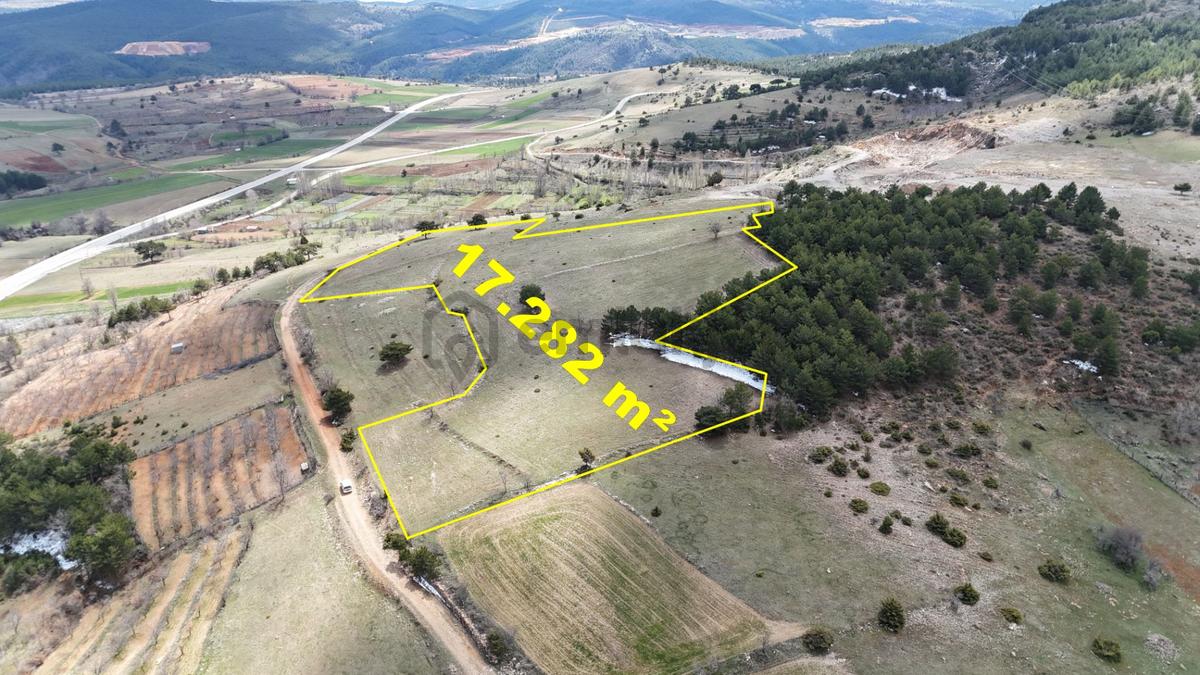 Doğanhisar Kemer Mahallesi'nde Satılık 17.282 M² Tarla - 4