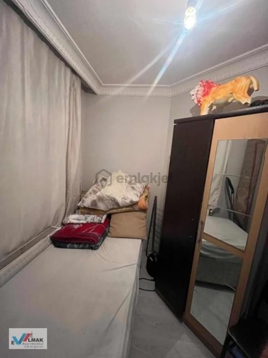 Söğütlüçeşme Mah.de Acil Satılık 1+1 Yüksek Giriş Daire - 11