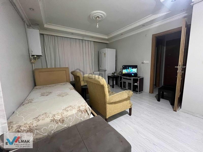 Söğütlüçeşme Mah.de Acil Satılık 1+1 Yüksek Giriş Daire - 4