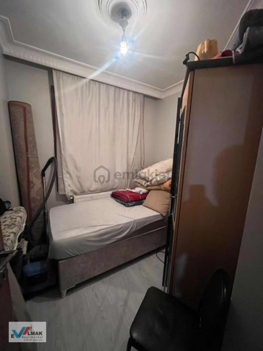 Söğütlüçeşme Mah.de Acil Satılık 1+1 Yüksek Giriş Daire - 12