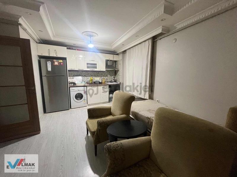 Söğütlüçeşme Mah.de Acil Satılık 1+1 Yüksek Giriş Daire - 5