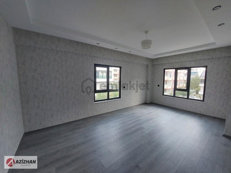 Azizhan'dan Şafak Caddesinde Kiralık 2+1 Daire - 16