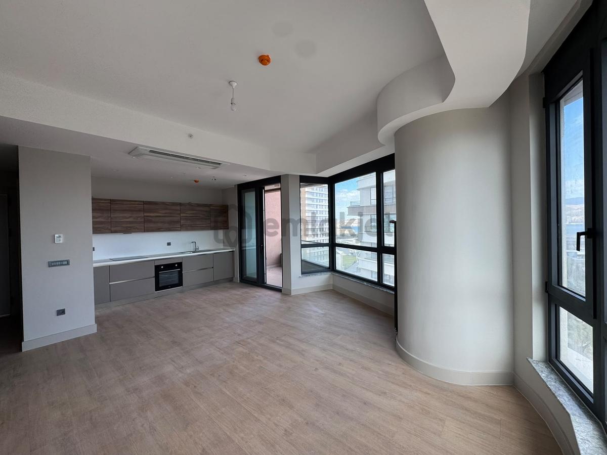 Alsancak Evora'da Deniz Manzaralı Sıfır 2+1 Kiralık Daire - 8