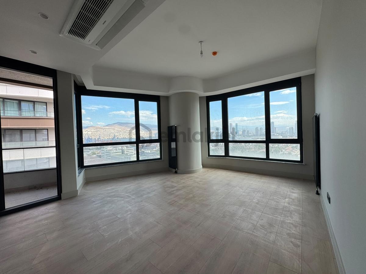 Alsancak Evora'da Deniz Manzaralı Sıfır 2+1 Kiralık Daire - 12