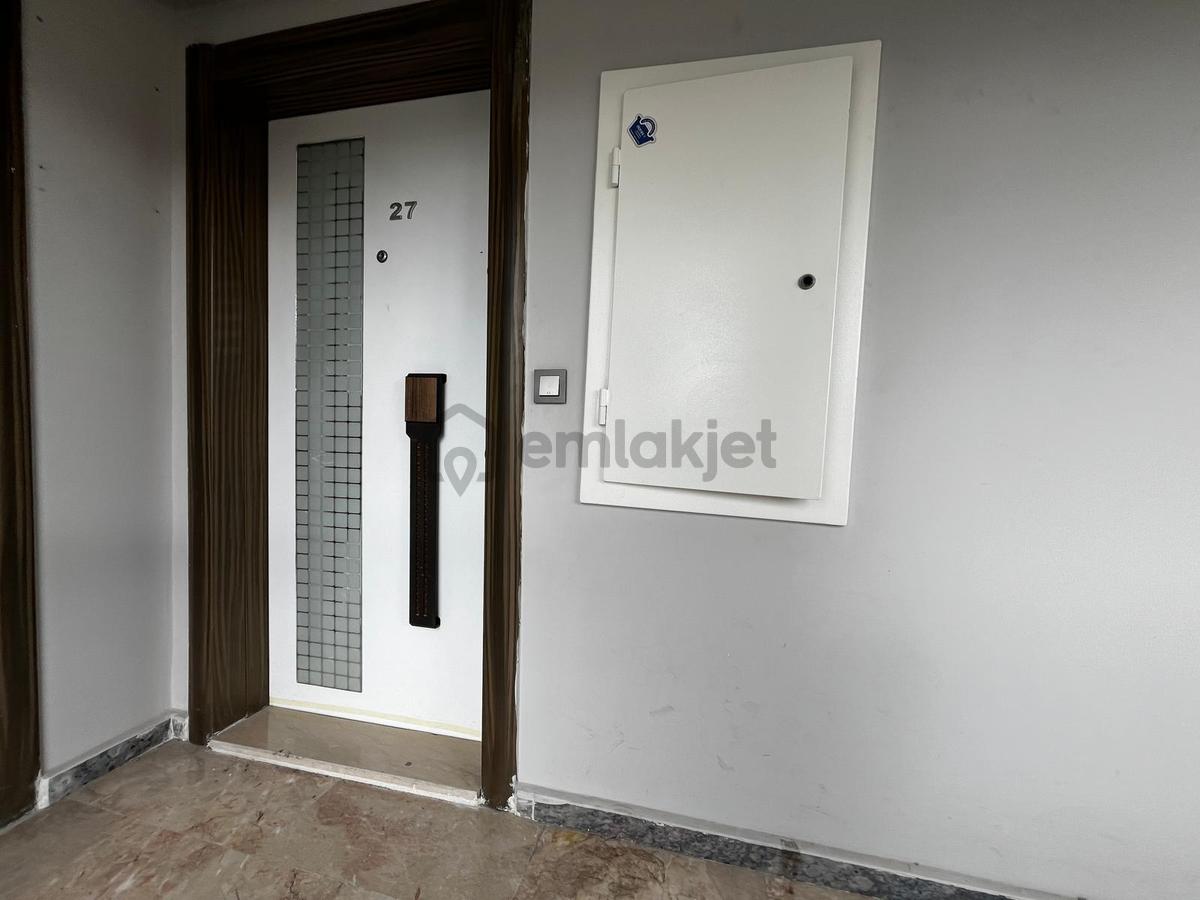 Bağlıca Bulvarı Üzerinde Tamamı Ticari Binada Kiralık 1+0 Ofis - 20
