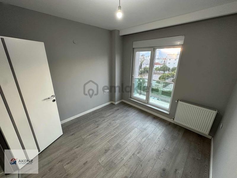 Yeni Binada Doğalgazlı Cam Balkonlu Güney Cephe Daire - 22