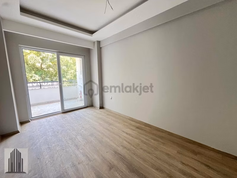 Kuvvet'ten Hem Doğa Manzaralı Hemde Denize Yakın 1+1! - 10