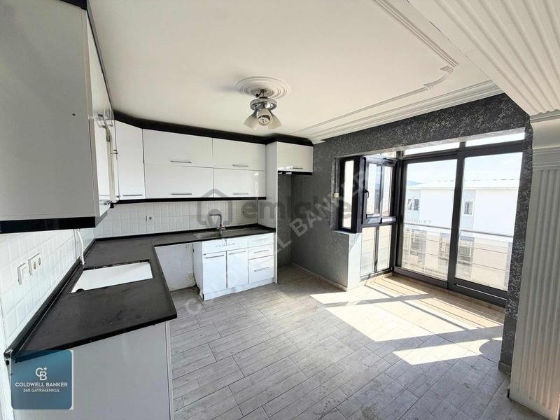 Atatürk Mahallesinde 2+1 Kiralık Daire