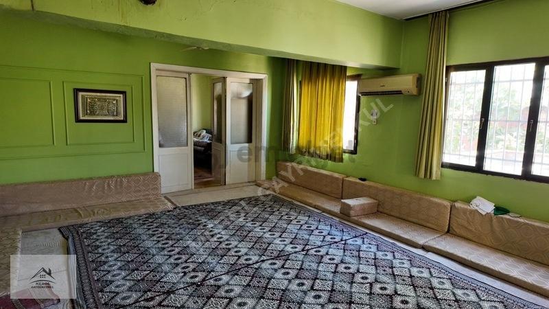 Konak Eşrefpaşa'da Deniz Manzaralı, 391m² Arsaüzerinde 2 Dubleks - 15