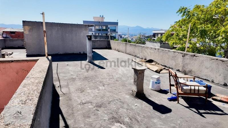 Konak Eşrefpaşa'da Deniz Manzaralı, 391m² Arsaüzerinde 2 Dubleks - 6