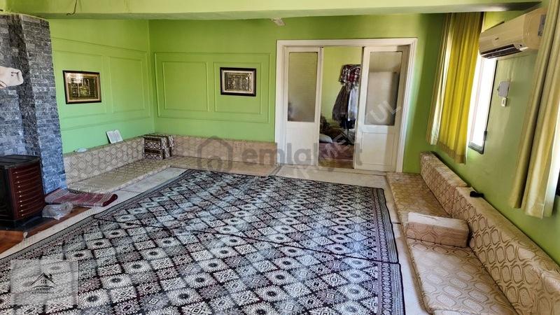 Konak Eşrefpaşa'da Deniz Manzaralı, 391m² Arsaüzerinde 2 Dubleks - 16