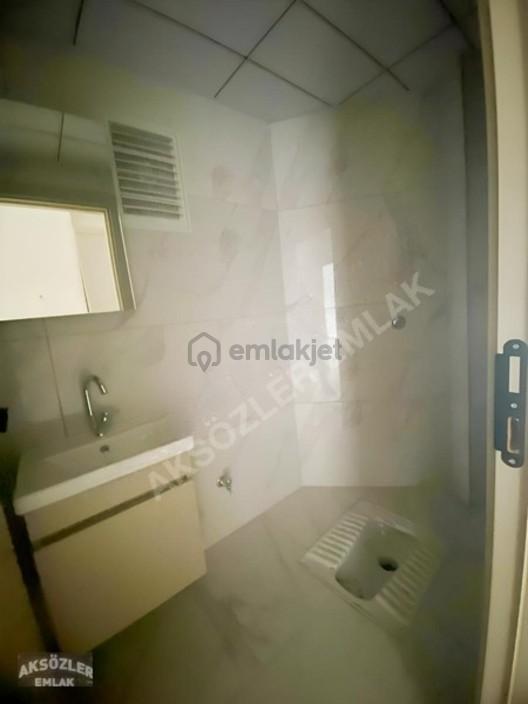 Aksözler Emlaktan Cıft Giriş Satılık 5+1 Dubleks Daire - 11