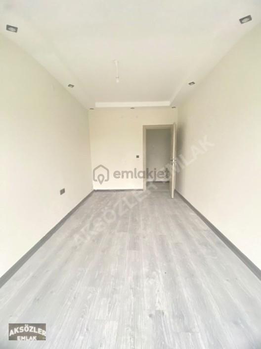 Aksözler Emlaktan Cıft Giriş Satılık 5+1 Dubleks Daire - 15