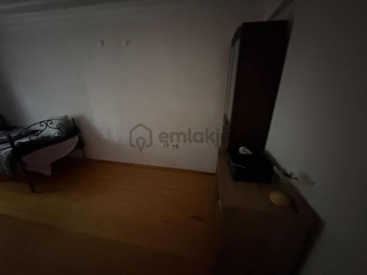 Umut Sitesinde Havuzlu Kiralık 4+1 Eşyalı Villa - 13