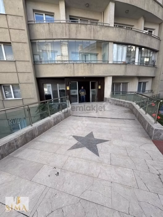 Crown Tower Da Metrobüse 10 Dk Yürüme Mesafesinde Eşyalı Daire - 5
