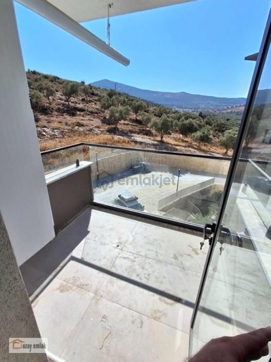 Havuzlu + Doğalgazlı + Güvenli Site İçi - 7