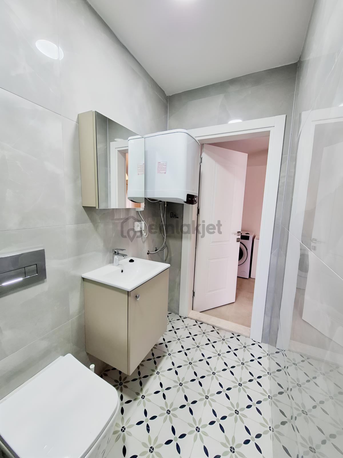 Urla Gülbahçe'de Eşyalı 1+1 Kiralık Daire - 11