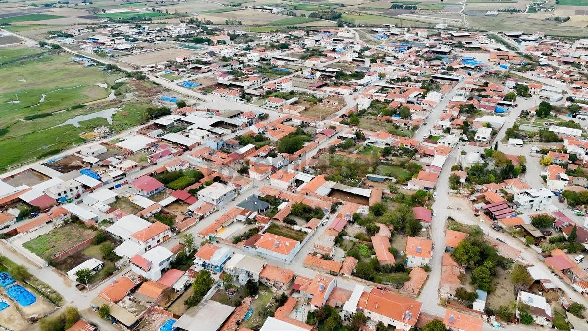 Balnovadan Yakupköyde 549 M2 %40 2 Kat İmarlı Arsa - 12