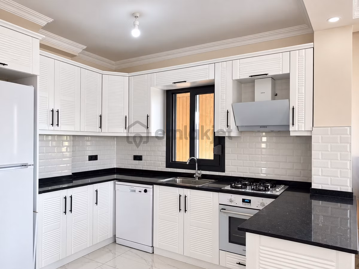 Umas Solutıondan Geniş Bahçeli - Verandalı & Saunalı - 2+1 Villa - 16