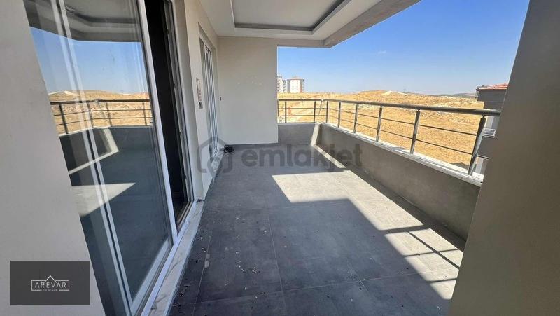Arevar Dan Beylerbeyin 'de Satılık Bakımlı 2+1 Daire - 30