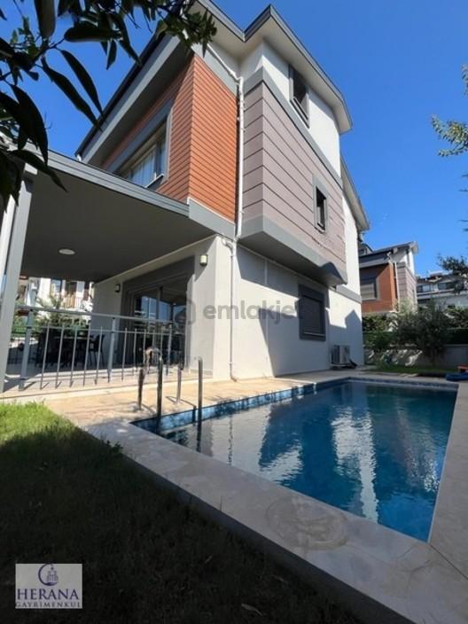 Denize 300m Mesafede Tam Müstakil Satılık Villa - 31