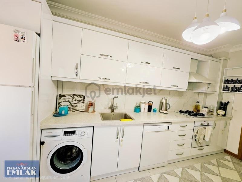 Kütükçü Merkezde Çook Geniş,çift Balkonlu,doğalgazlı 3+1 Daire - 7