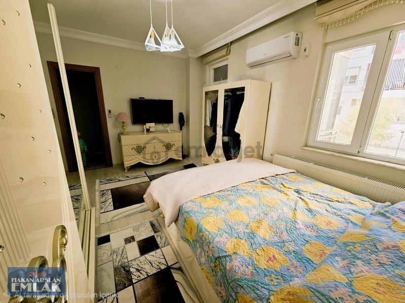Kütükçü Merkezde Çook Geniş,çift Balkonlu,doğalgazlı 3+1 Daire - 18