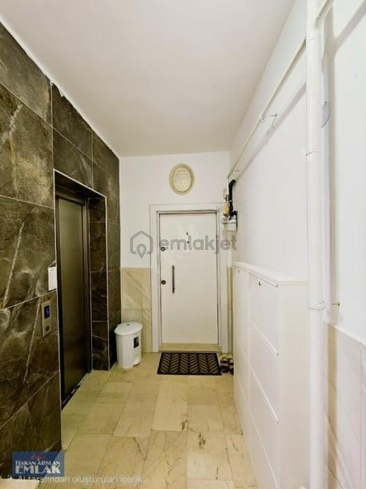 Kütükçü Merkezde Çook Geniş,çift Balkonlu,doğalgazlı 3+1 Daire - 28