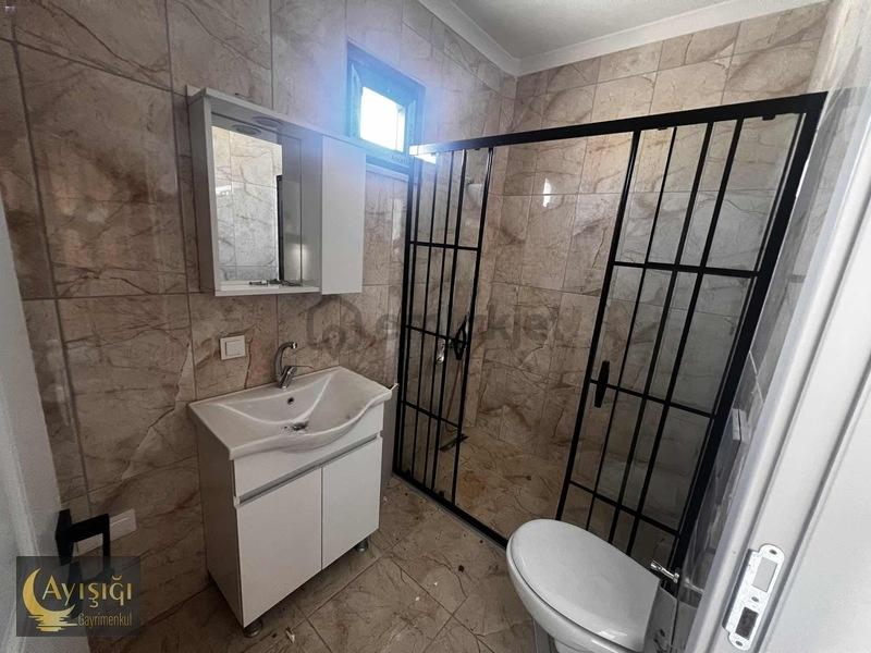 Çayırova Özgürlük Mh İstiklal Cd. Satılık 5+1 Dublex Daire - 16