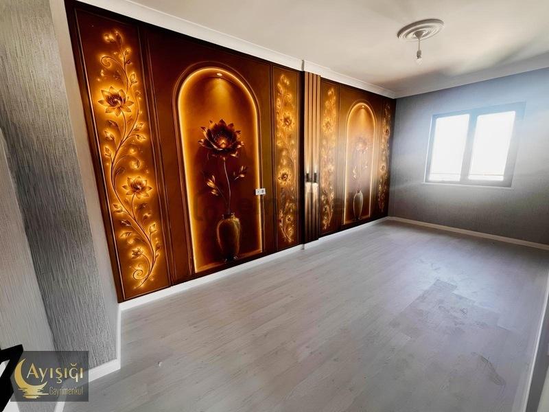 Çayırova Özgürlük Mh İstiklal Cd. Satılık 5+1 Dublex Daire - 13
