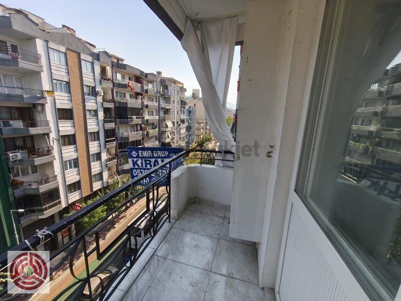 8 Eylül Caddesi Üzeri Asansörlü 3+1 Arakat Kiralık - 16