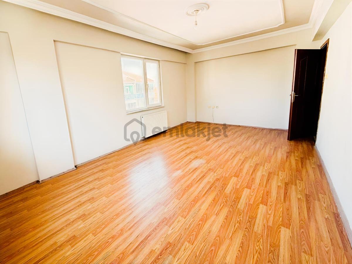 Edirne Kıyık Ana Cadde Üzerinde Satılık 2+1 Daire - 5