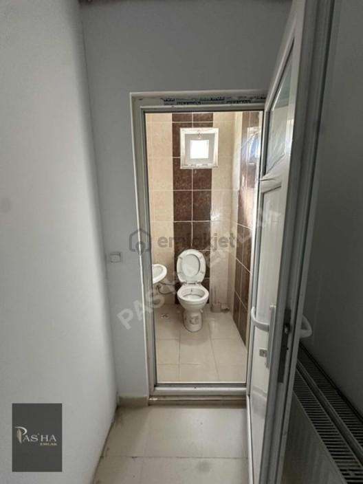 Başıskele Merkezde 70m2 Dükkan - 14