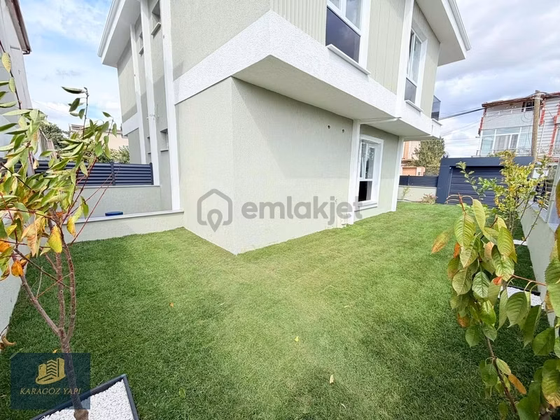 ~~karagöz Yapı~~ 3+1 Geniş Kullanım Geniş Bahçeli Yazlık Villa - 3