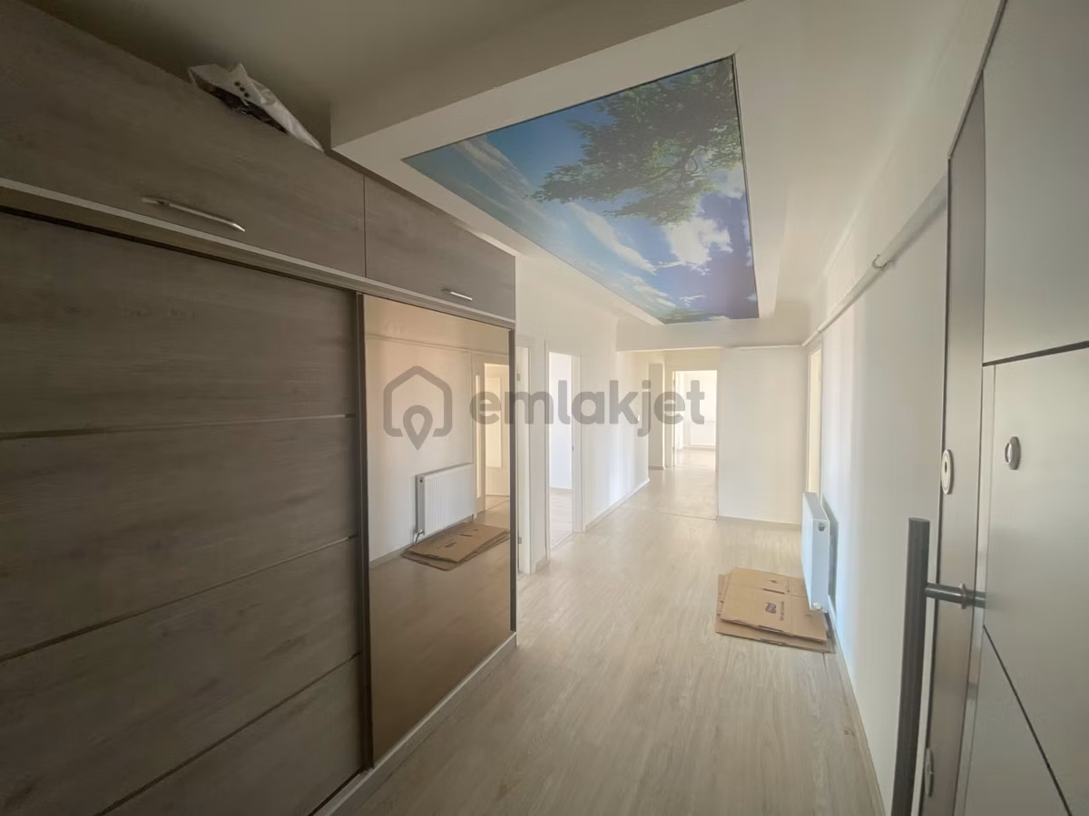 Saraycık Mah. 4+1 Tower Sitesinde E.banyo Giysi Odalı Daire - 14