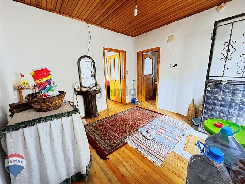 Remax Maviden Geyve Epçelerde 2184m2 Arsa İçinde Müstakil Ev - 6