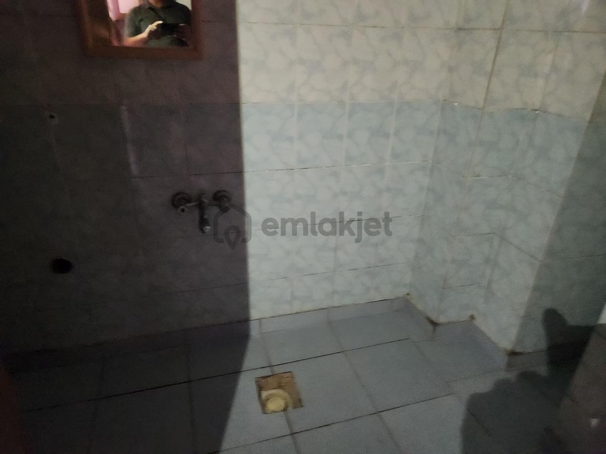 Galericilere Ve Matbaacılar Sitesine Yakın 2+1 Daire - 12