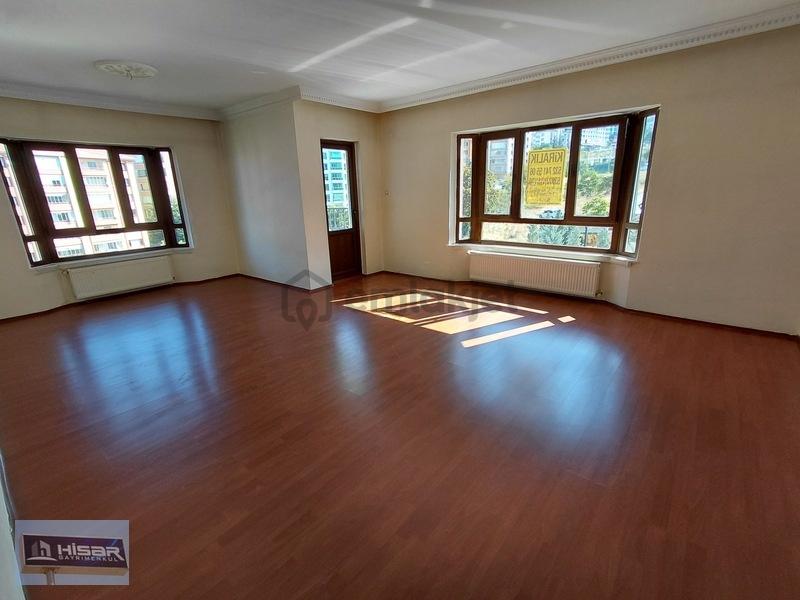 Hisar'dan Elit Bina Cad.yakını Orta Kat Manzaralı 3+1 Ebb Bany - 8
