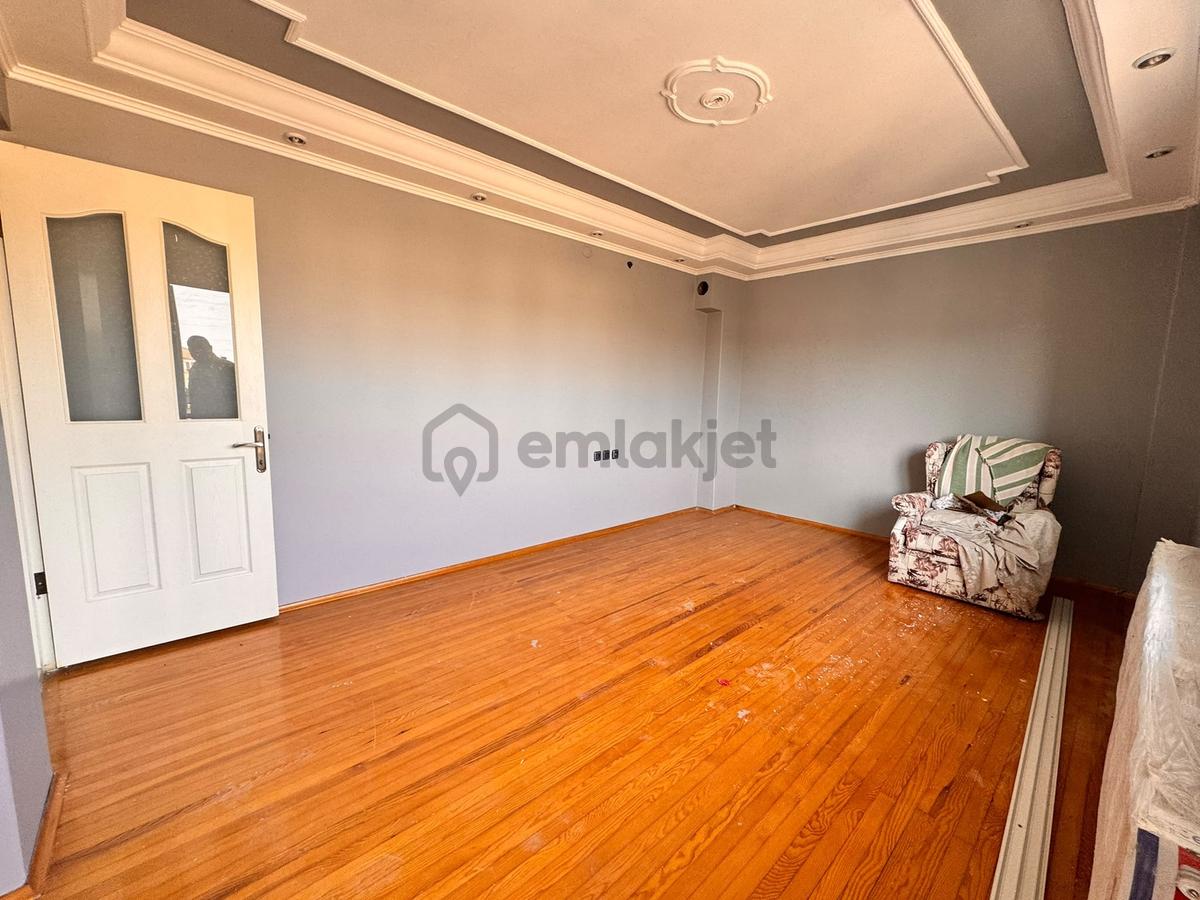 Karabağlar Eserkent'te Kiralık 3+1 Daire (doğalgazlı, Balkonlu) - 4