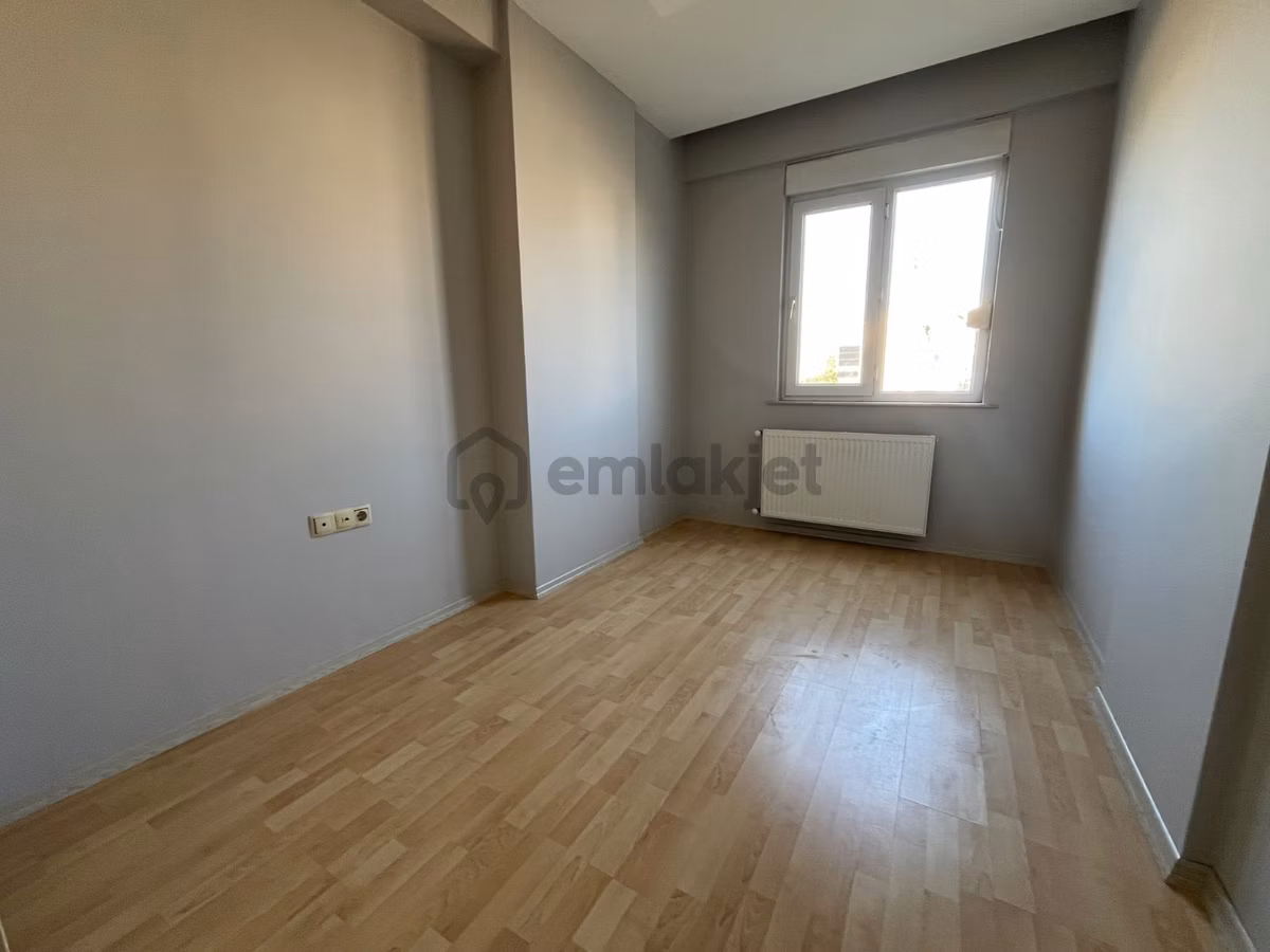 Güzeloba'da 2+1 | 90 M² | 1.kat |çift Klima |doğalgazlı| Kiralık - 8
