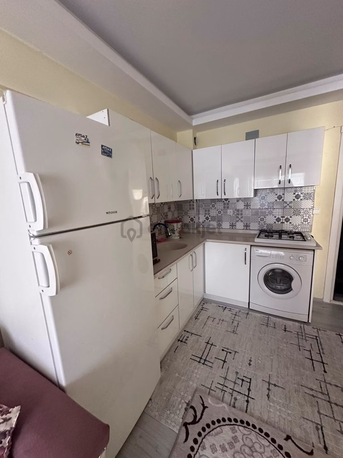 İsabeyli'de Satılık Eşyalı Ve Bakımlı 1+1 Daire - 6