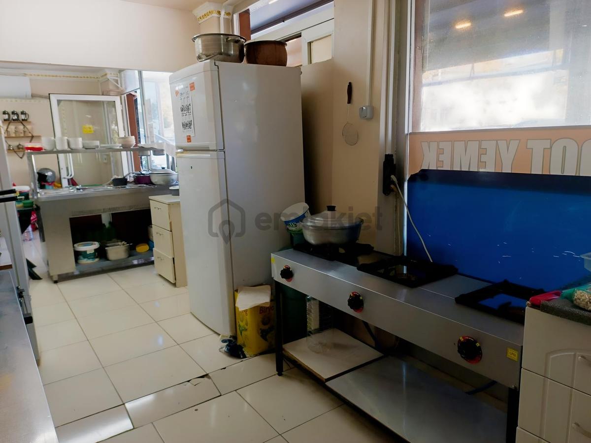 Selçuklu Caddesinde Devren Kiralık Ev Yemekleri & Cafe - 11
