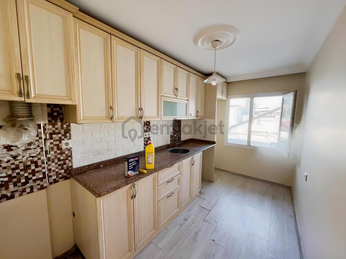 Sarıyer Mahallesi Satılık 2+1 100 M2 Daire - 15