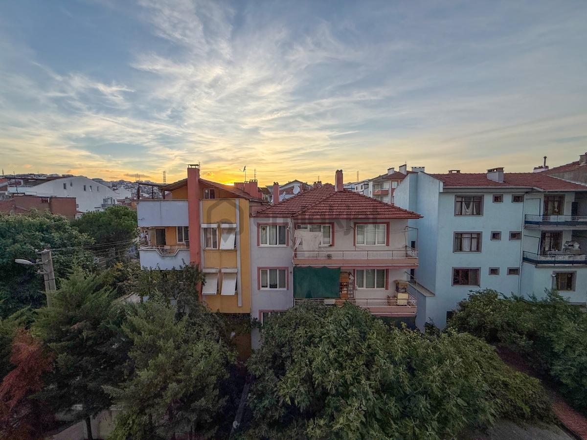 Yeni İzmir Cad Üzerinde Satılık Arakat 3+1 Daire - 27