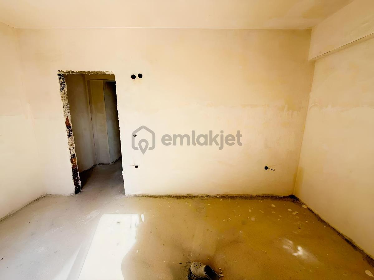 Ersin Çağlar'dan Karşıyaka'da Satılık 2+1 Geniş Daire - 22